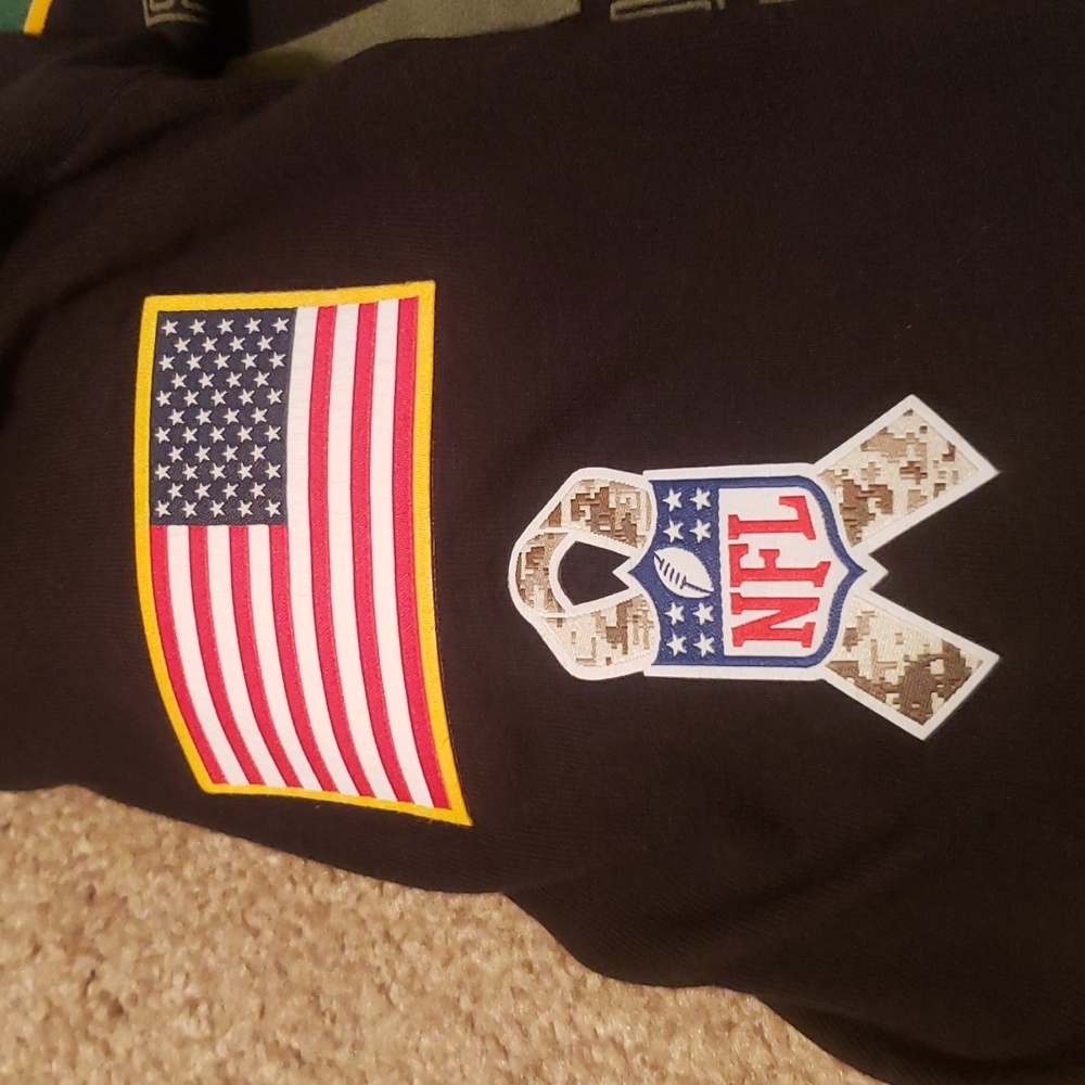 Nike Youth Green Bay Packers Salute to Service Long Sleeve Shirt - Picture 6 of 12